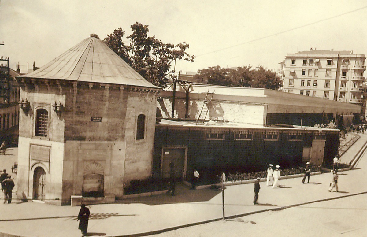 Outside appearance of Taksim Maksem